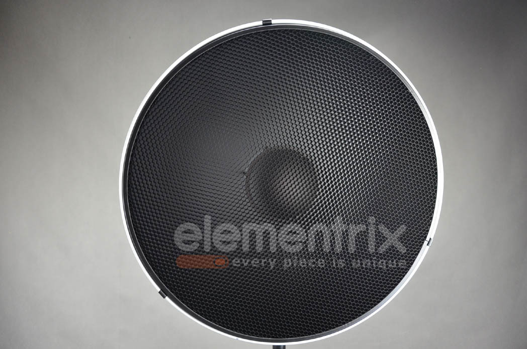 Biely UNIVERSAL Beauty dish 70cm s voštinou a difuzérom