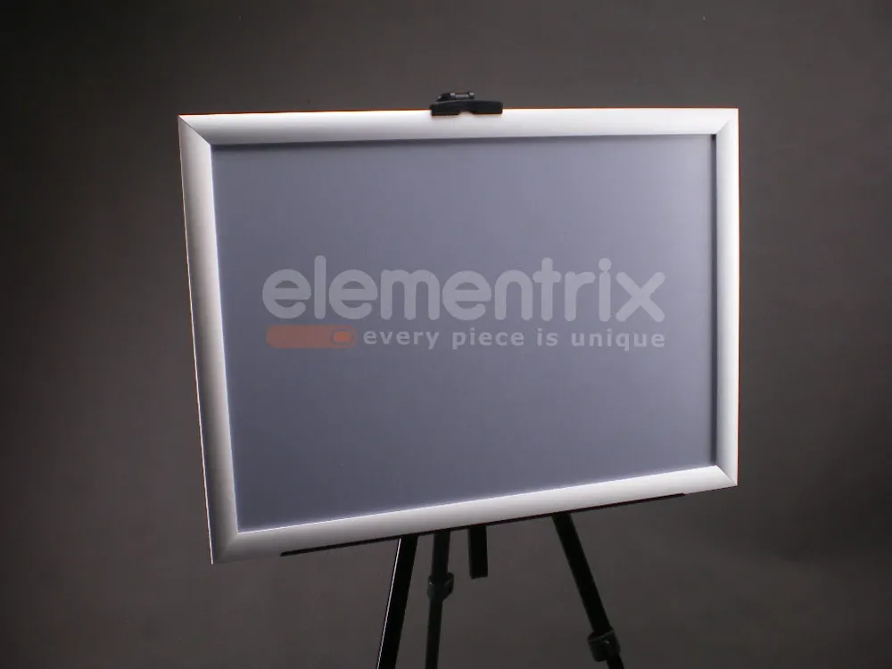 A2 Reklamná tabuľa so zaklapávacím rámom 25mm