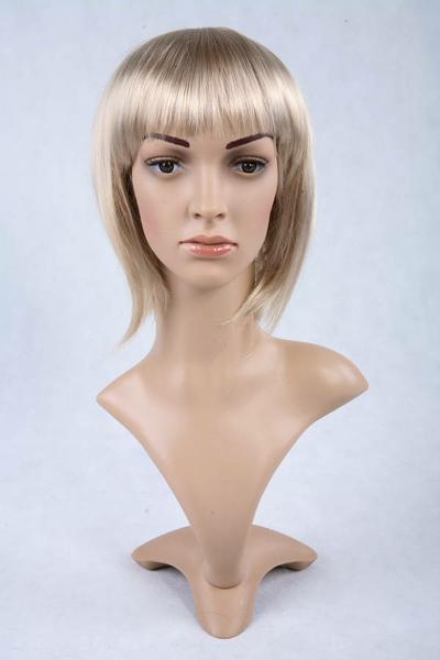 Aranžérska hlava žena s mejkapom