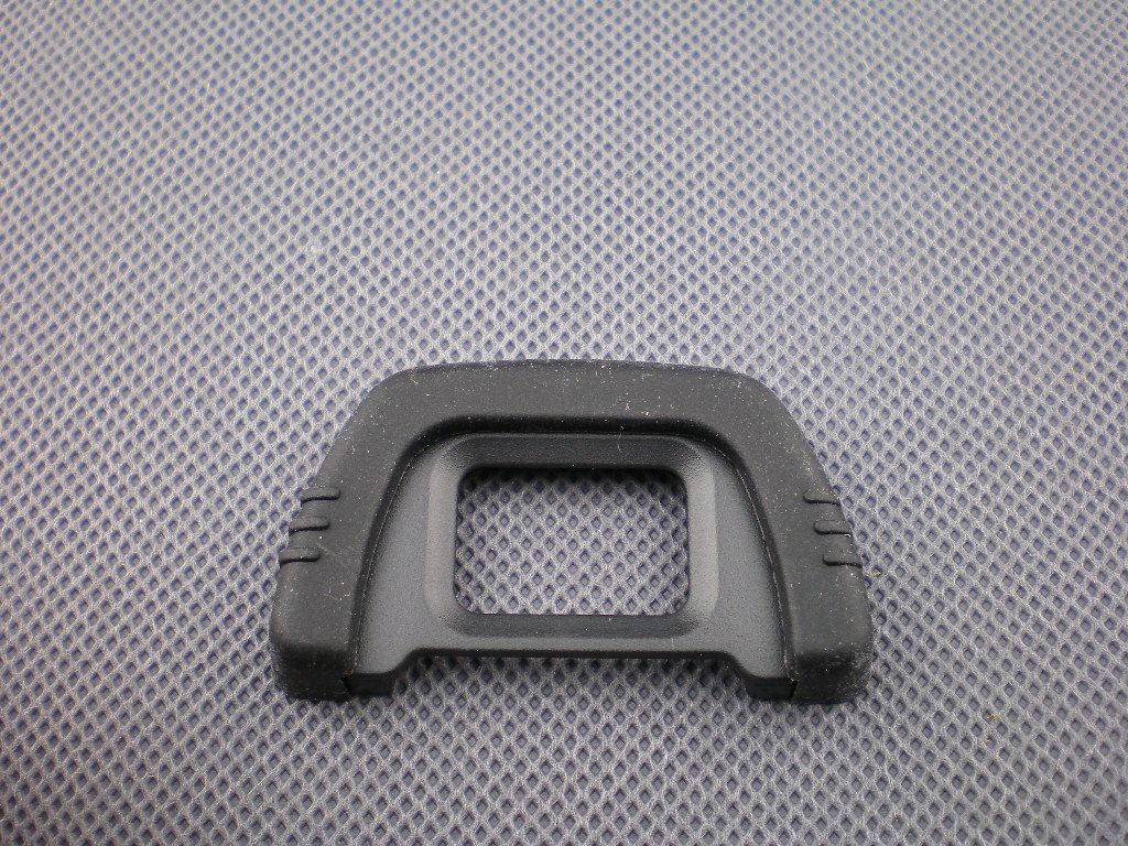 Očnice DK21 DK21 pre NIKON F80, F65, F55, FM10, NIKON D100, D200, atď.