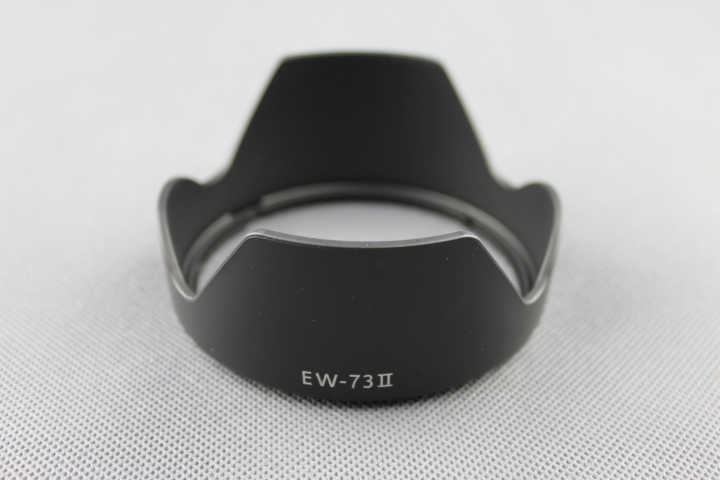 Slnečná clona EW-73II pre Canon
