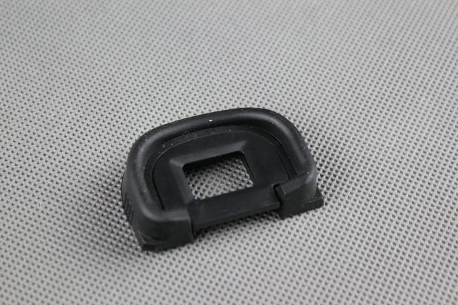 Očnice EC pre CANON 1D