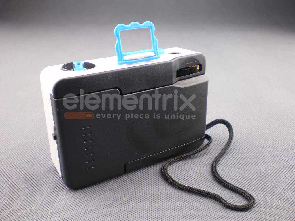 Lomo fotoaparát 3x bielo modrý