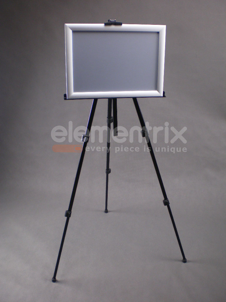 A4 Reklamná tabuľa so zaklapávacím rámom 30mm