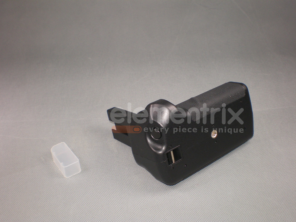 Batériový grip pre NIKON D5000 BG-2B