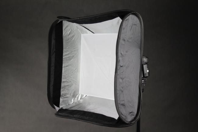 Easy Softbox 50x50cm s voštinou a kruhovým platnom