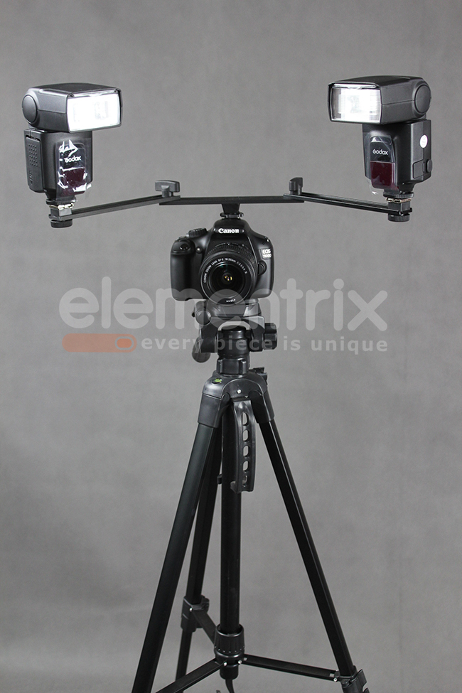 Držiak na 2 blesky, ľad svetla a iné príslušenstvo B60