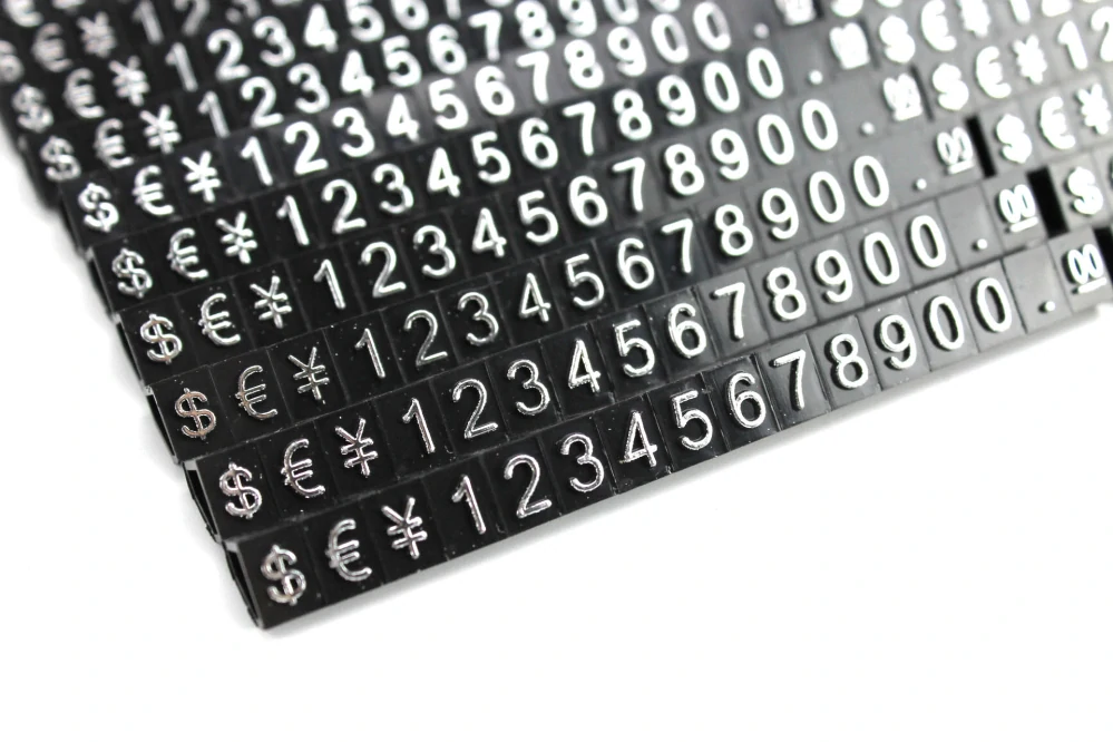 Plastové cenovky strieborný prelis 6x9mm 20x rada €,$,¥