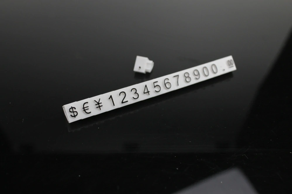 Plastové cenovky čierne, biele 6x9mm 20x rada €,$,¥