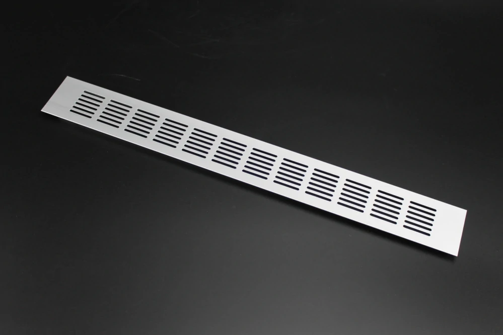 Hliníková vetracia mriežka 350 x 60mm 1ks