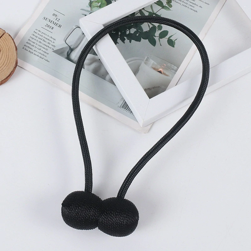 Magnetická spona na závesy - čierna