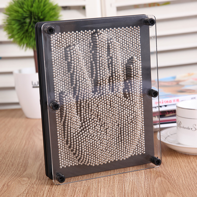 3D Pin Art – plastická odtlačková hračka, stredná veľkosť