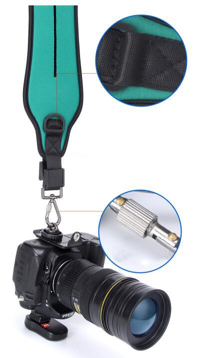 Univerzálny popruh na fotoaparát - Quick Strap šedý