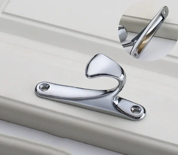 Nábytkový vešiak 88mm single strieborný lesk