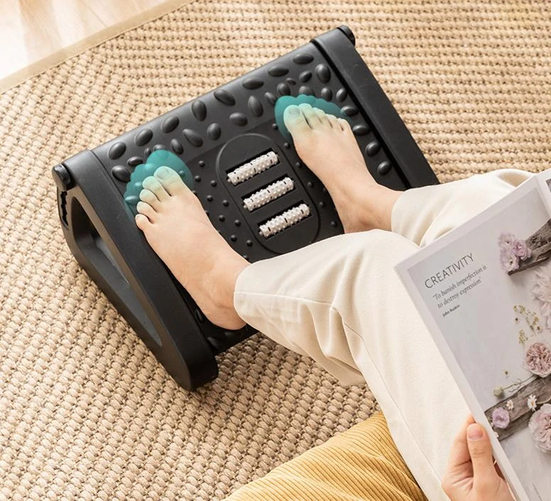 Podnožka pod stôl kreslá s masážnou funkciou, ergonomická podnožka