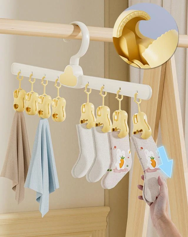 Vešiak na ponožky a spodnú bielizeň 8 klipov