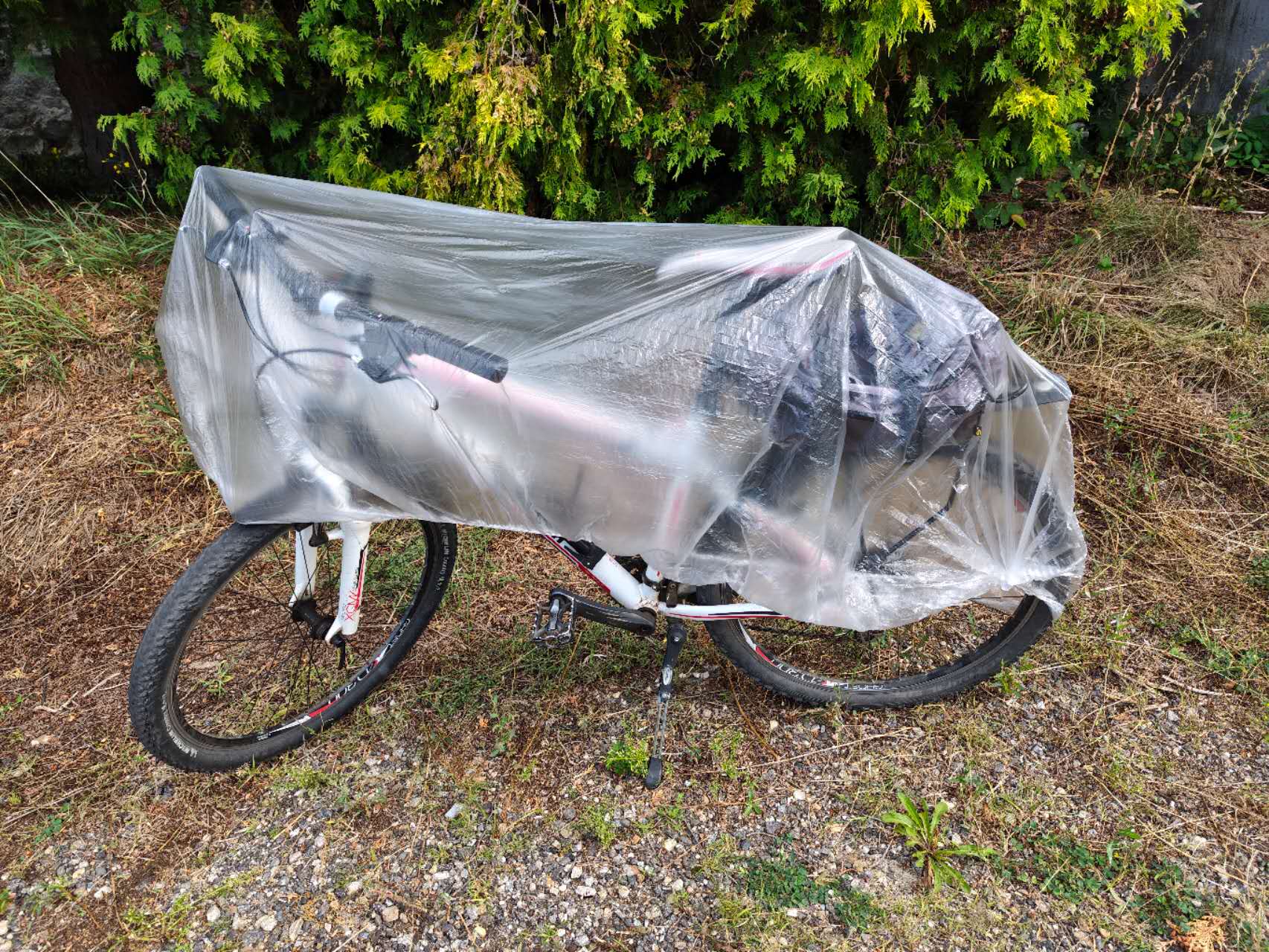 Jednorazový mikroténový obal na bicykel