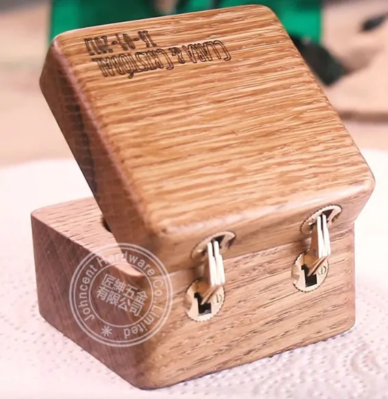 Zapustený cylindrický pánt záves 180° Ø8mm