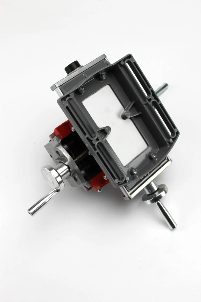 Krížový pracovný stôl 190x125mm červený hliník, zverák