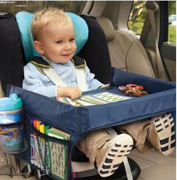 Detský stolček do auta