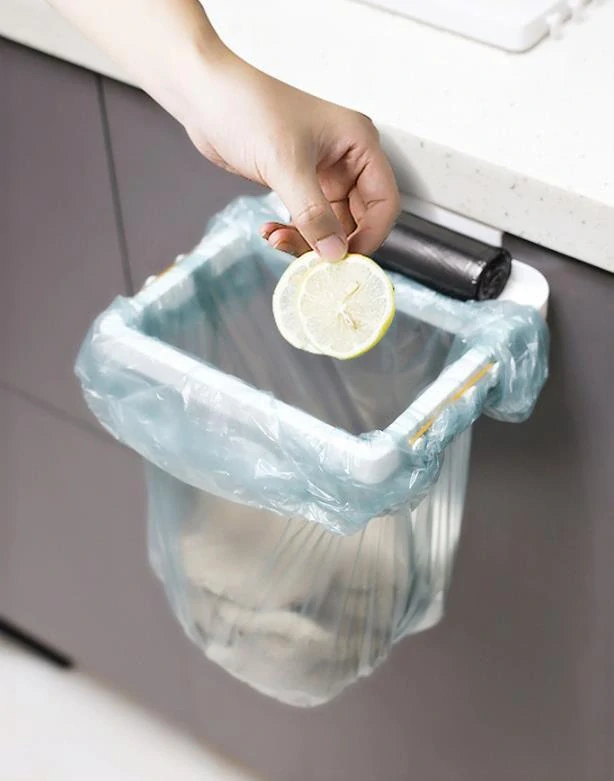 Závesné držadlo na odpadkové vrecúško 2v1