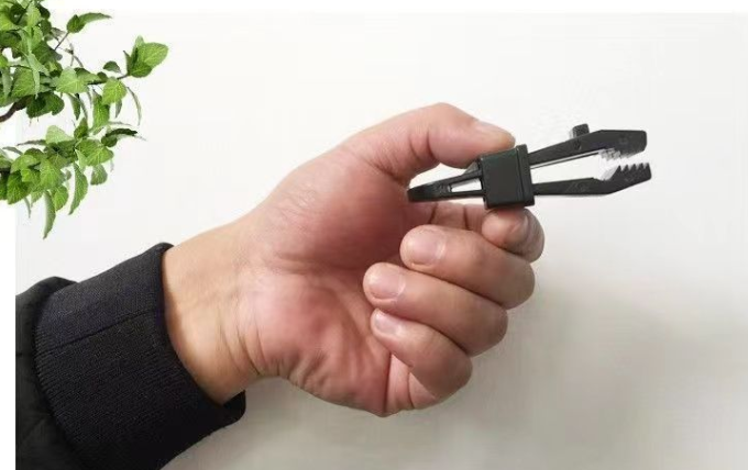 Napínacia svorka na plachtu / stan - sada 10 ks