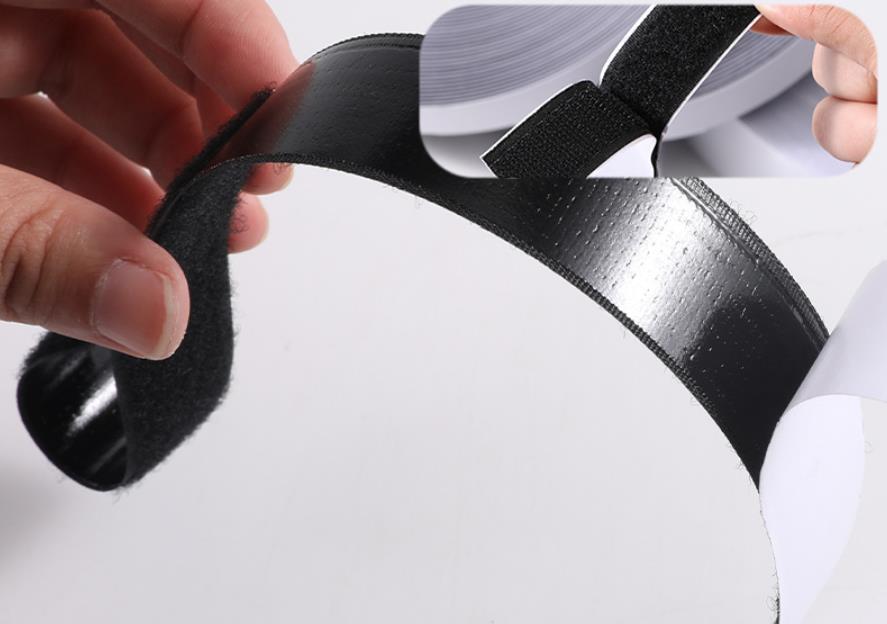 Samolepiace suchý zips (Velcro) – čierny, 2× 100cm, šírka 20 mm