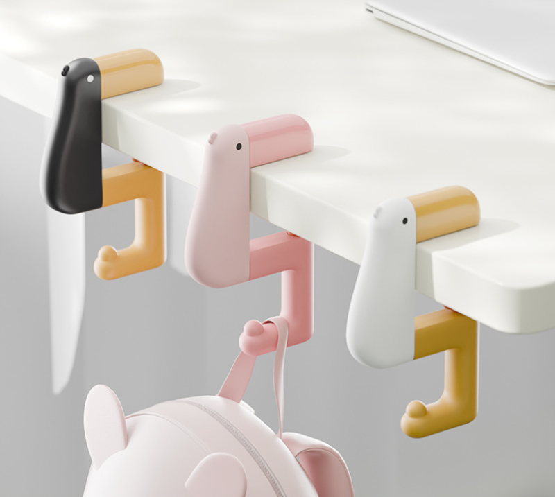 Háčik na stôl – papagáj