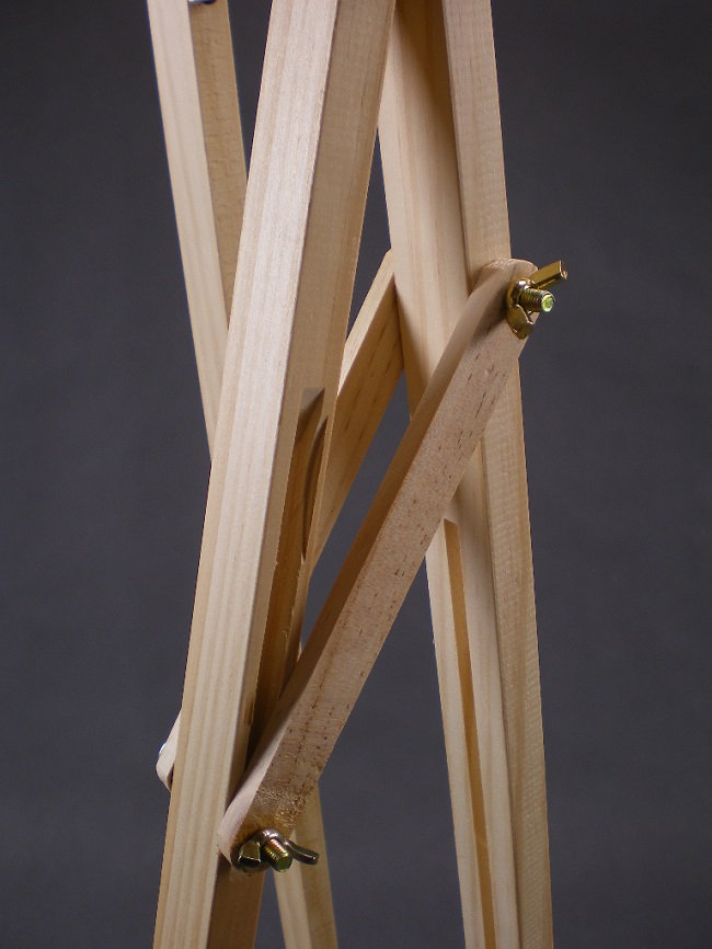 Penthouse drevený maliarske stojan 175cm Neúspešne absolvovaný