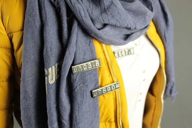 3D cenovky strieborné na šaty EUR s magnetom