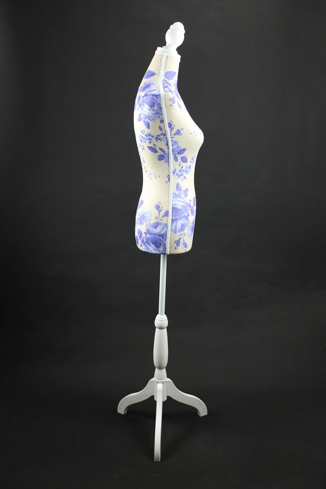 Aranžérska / krajčírska panna dámska modrý kvet 124