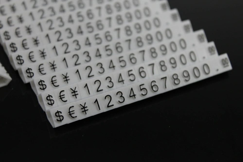 Plastové cenovky čierne, biele 6x9mm 20x rada €,$,¥