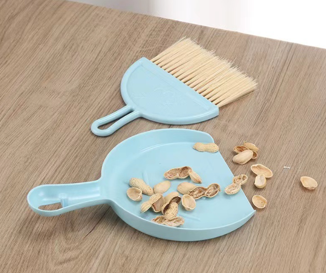 Stolová metlička s lopatkou – modrá