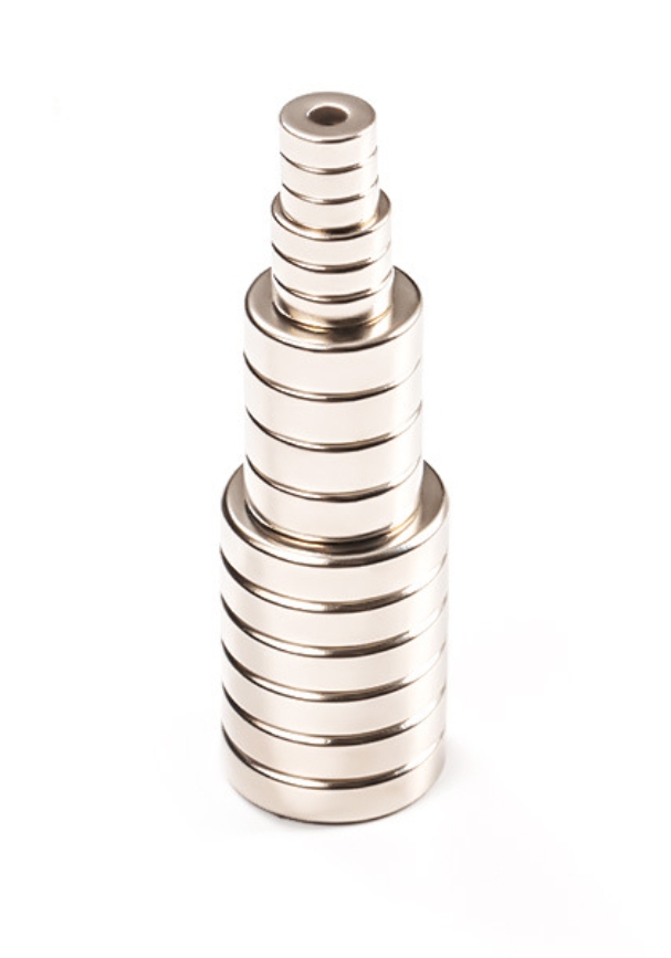 Neodymový magnet 10 × 3 mm s dierou, súprava 10 ks