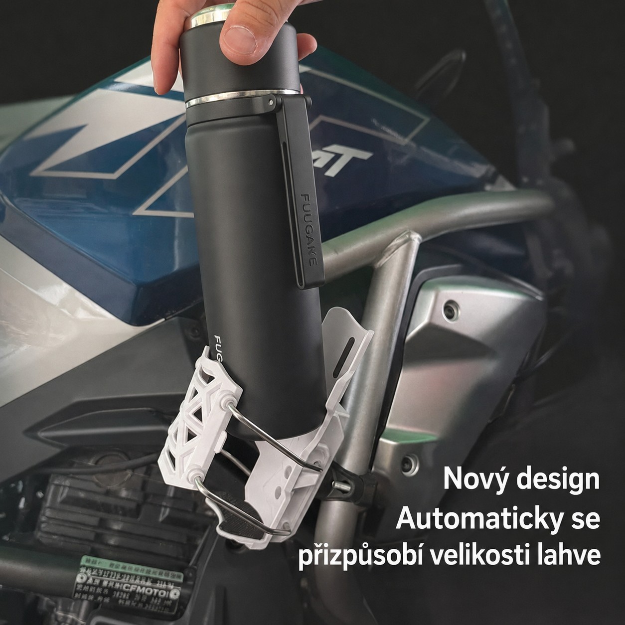 Automatický držiak fľaše na bicykel / elektrobicykel / motocykel - čierny