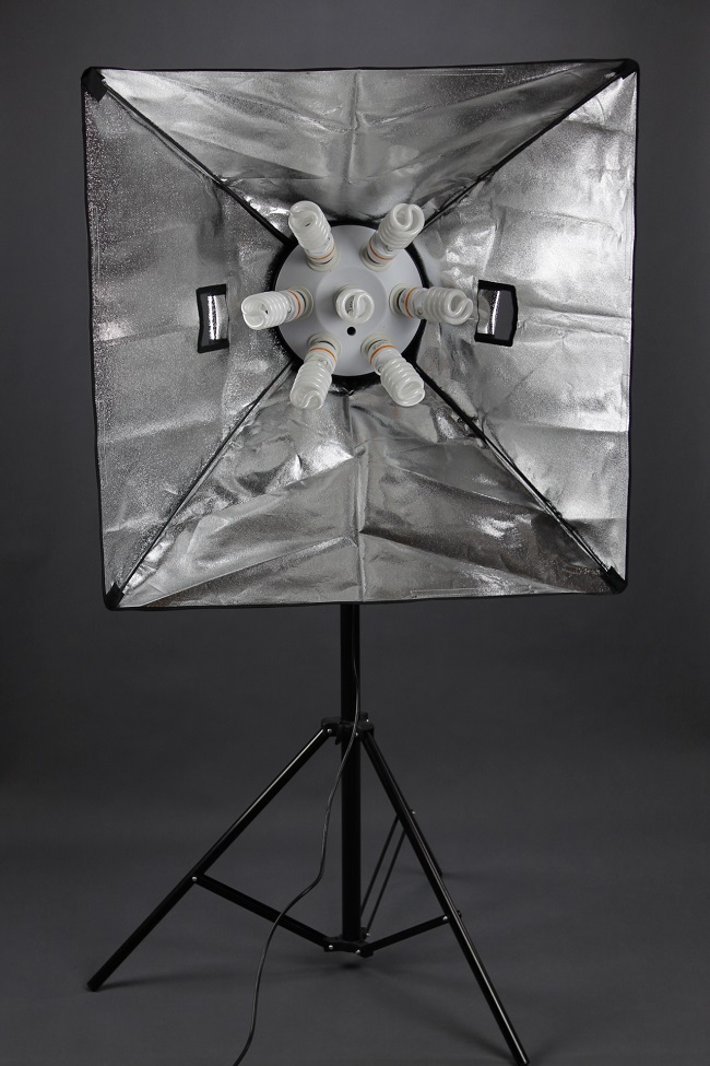 Softbox s lampou pre 7 žiaroviek 80x80cm