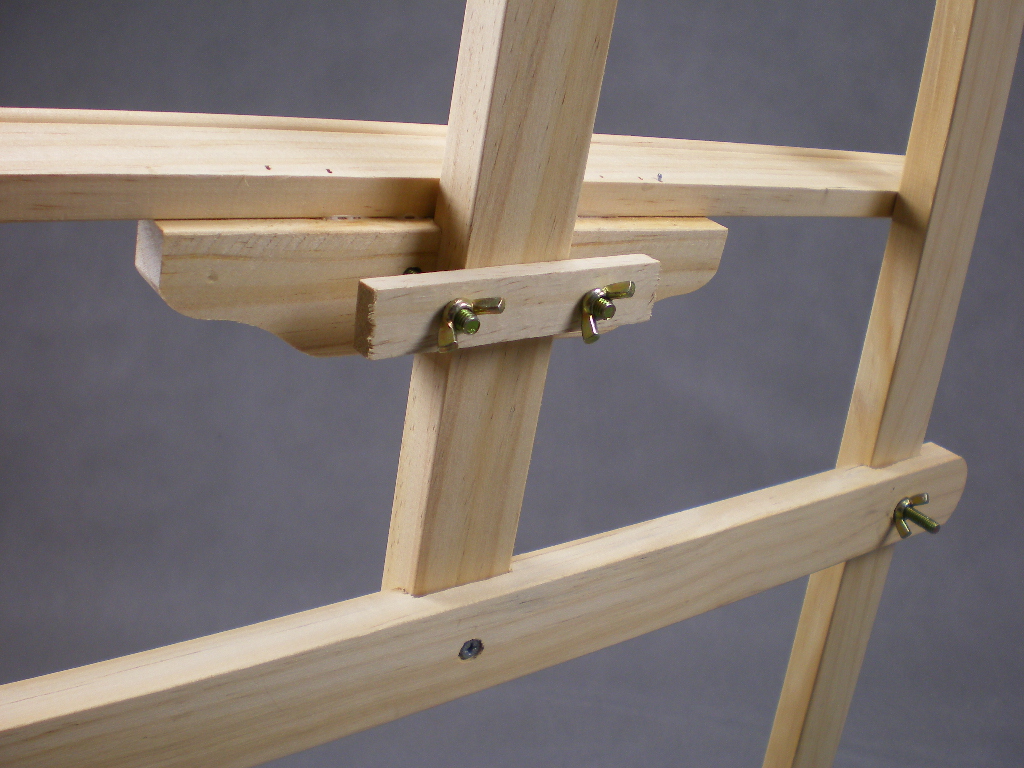 Penthouse drevený maliarske stojan 175cm Neúspešne absolvovaný