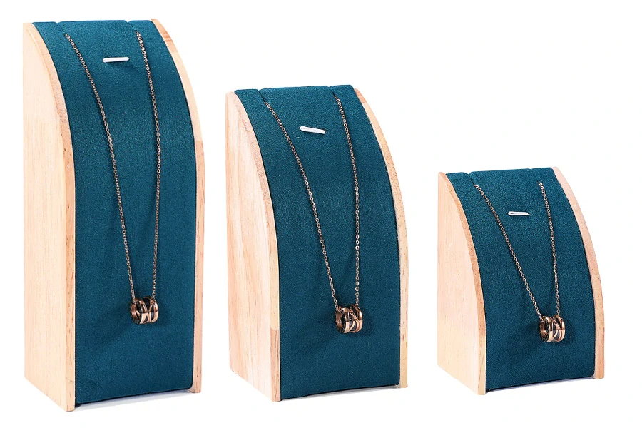 3x Hranol, stojan, dekolt na šperky zelená