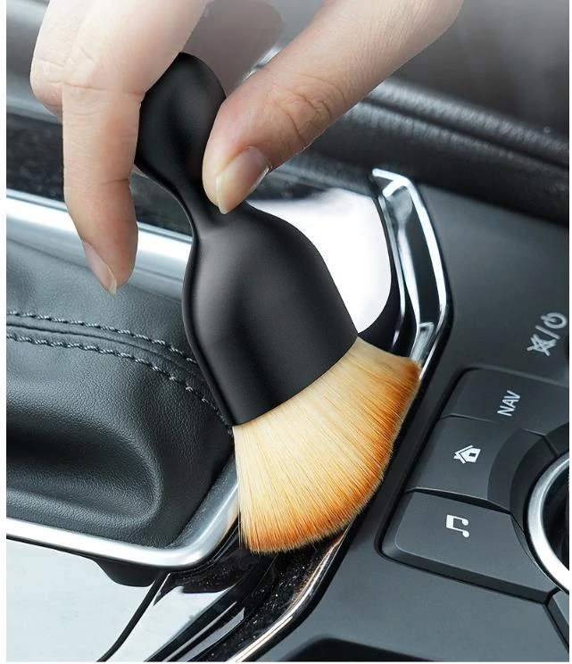 Detailingový štetec do interiéru auta