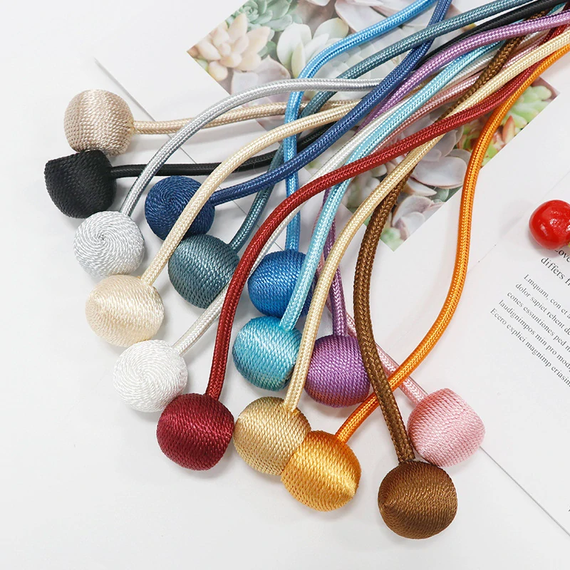 Magnetická spona na závesy - bežová