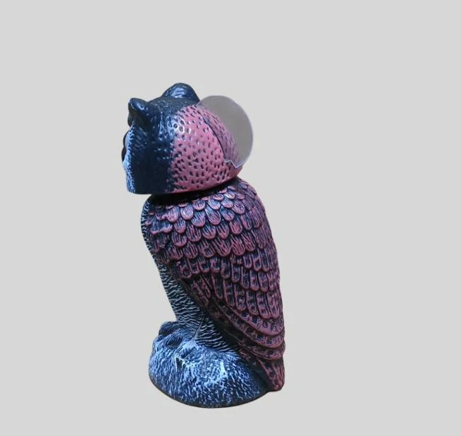 Maketa sovy na plašenie vtáctva s pohyblivou hlavou menšou s háčikom