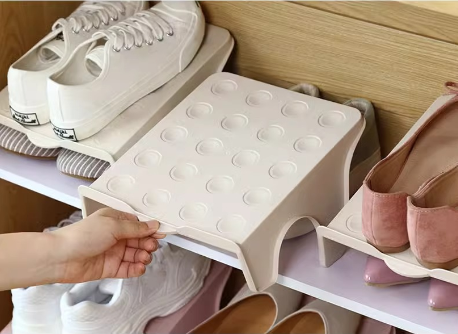 Plastový organizér na topánky dvojitý - béžový 1ks