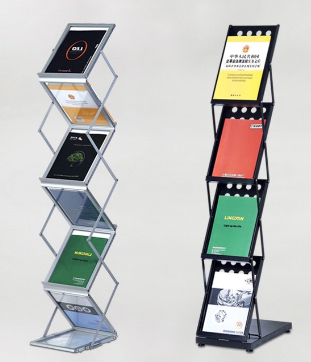 Skladací oceľový stojan na prospekty ELEMENTRIX