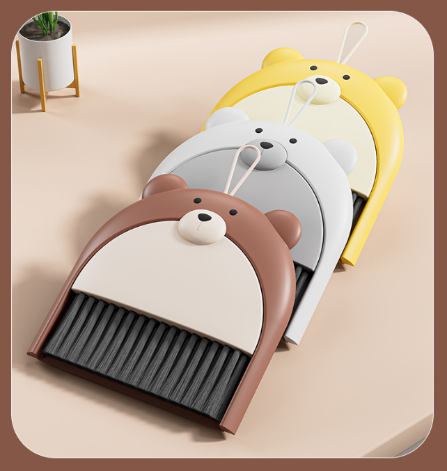 Stolová metlička s lopatkou – roztomilý dizajn medvedíka