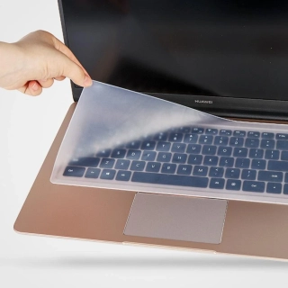 Silikónový ochranný kryt na klávesnici notebooku 317 x 132 mm