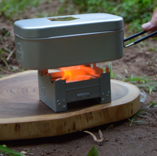 Skladací liehový varič so stenami – ultraľahký outdoorový varič